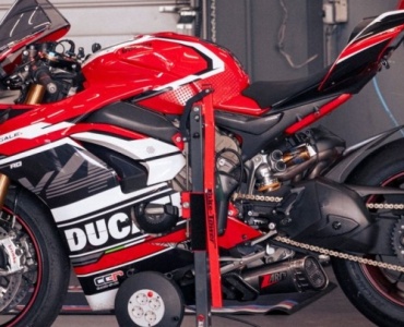 Jak zadbać o łańcuch w motocyklu, by służył dłużej? Praktyczny poradnik konserwacji krok po kroku