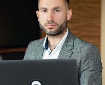 Odpowiedzialny biznes bez tajemnic: co to jest i dlaczego opłaca się firmom oraz światu?