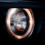 Gdy auto myśli za Ciebie: jak działają inteligentne światła i dlaczego warto im zaufać?